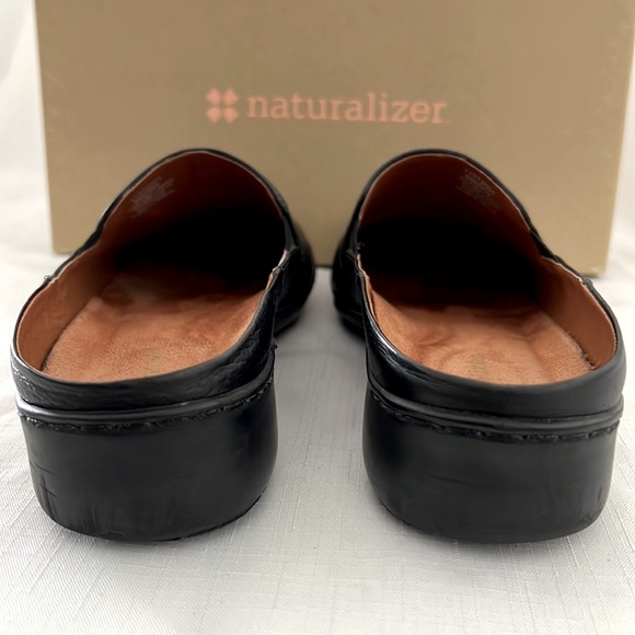 Naturalizer / Leather / Black Mules - Picture 4 of 11